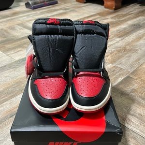 Jordan 1 retro high bread toe